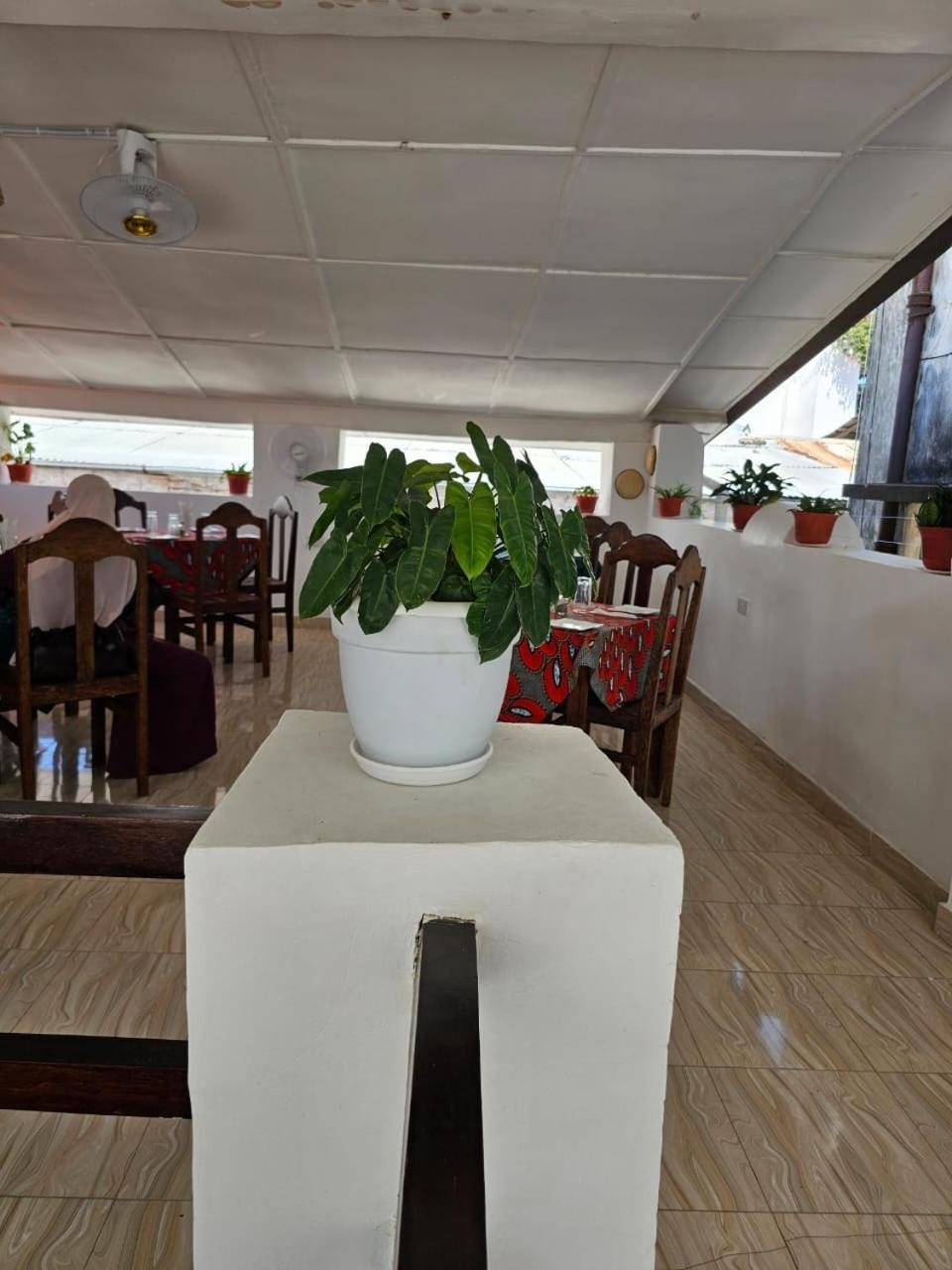 Hotel Vivi Cafe *