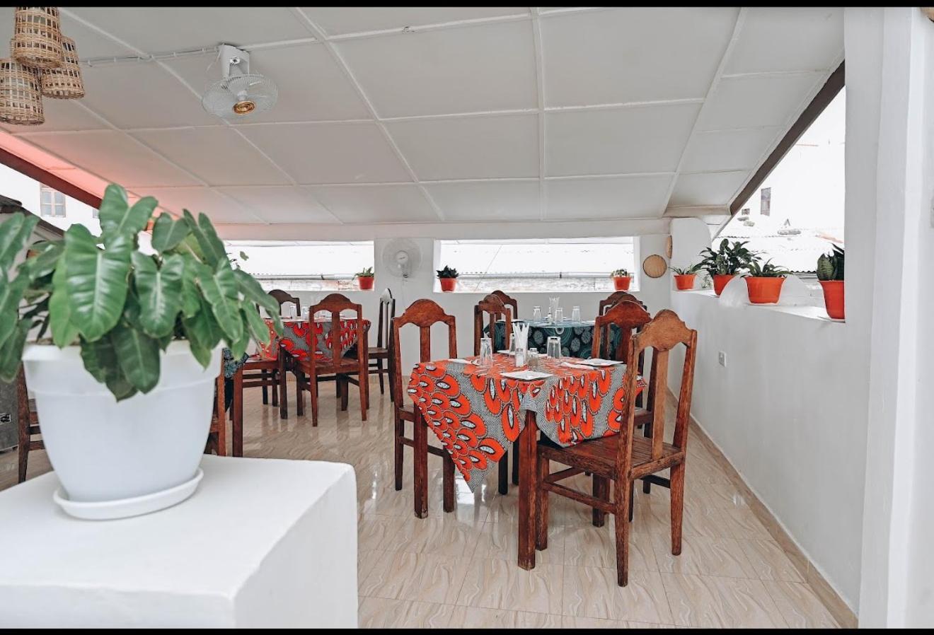 Hotel Vivi Cafe Sansibar